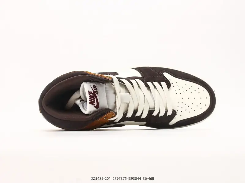 Air Jordan Sepatu Basket Retro Serbaguna Klasik DZ5485-201 #27973754393044